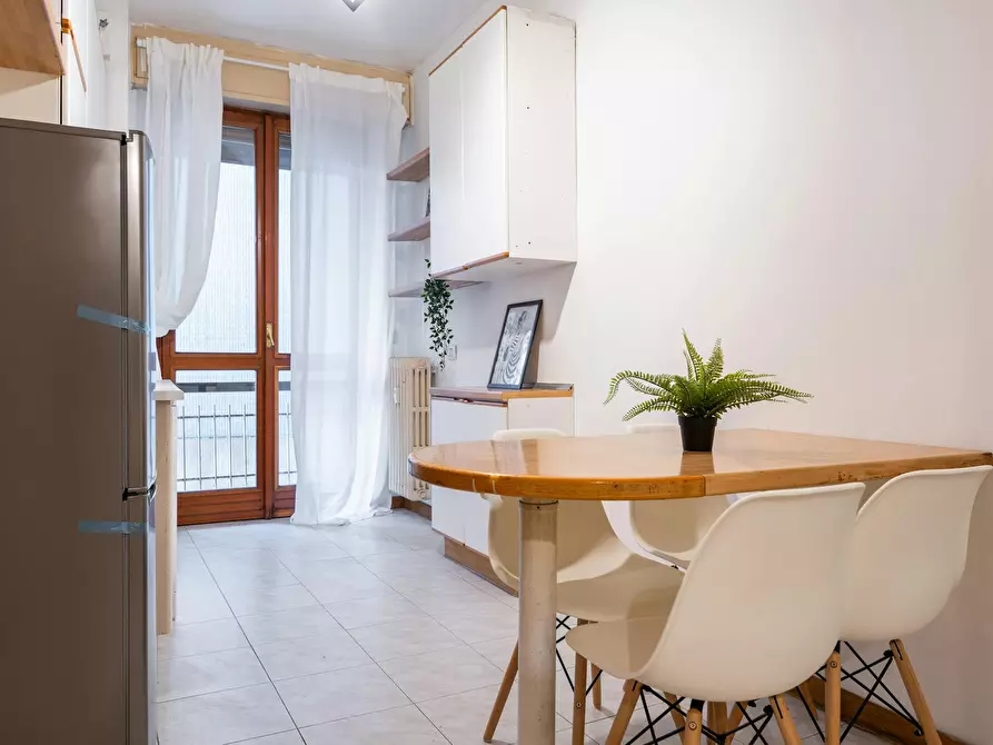 Immagine 10 di Camera in affitto  in Piazza Imperatore Tito a Milano