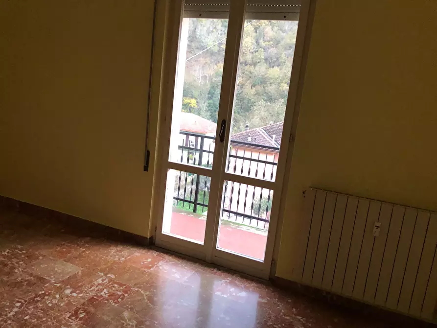 Immagine 6 di Appartamento in affitto  in Via Mario Ginocchio a Mezzanego