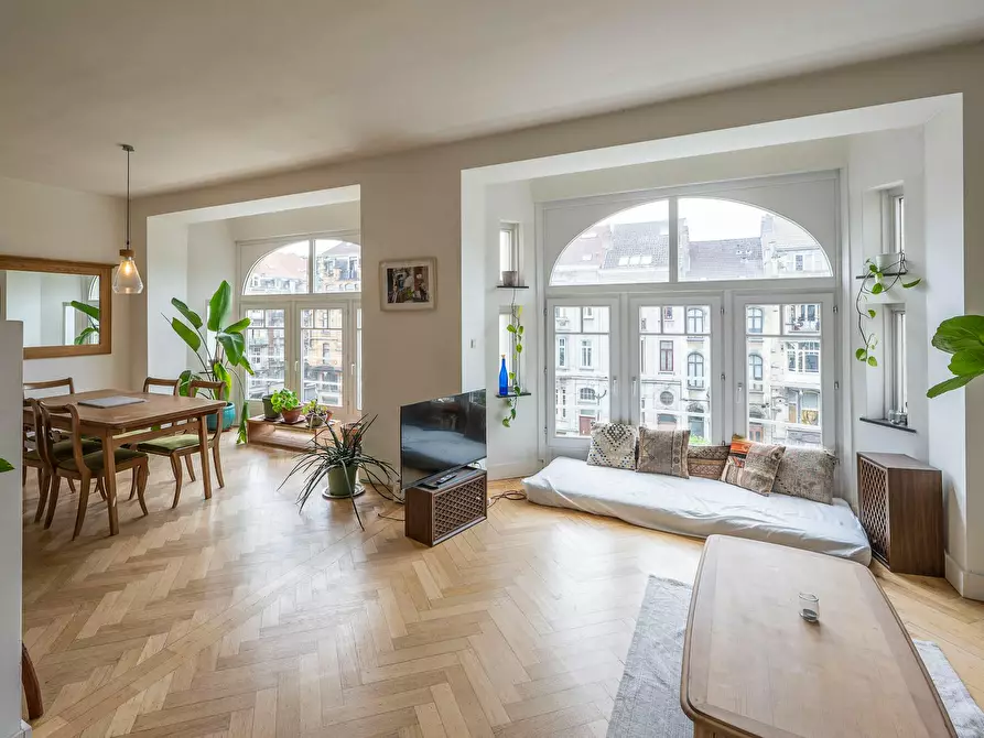 Immagine 1 di Appartamento in affitto  in Avenue Louis Bertrand a Schaerbeek