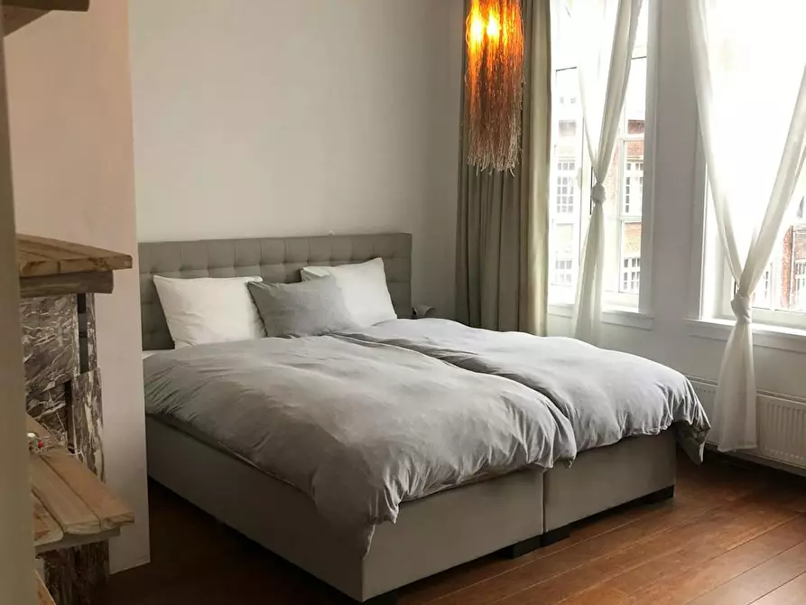 Immagine 2 di Casa indipendente in affitto  in Vrijdagmarkt a Antwerpen