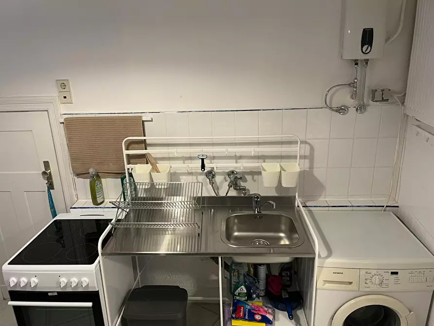 Immagine 7 di Camera in affitto  in Goethestraße a Berlin