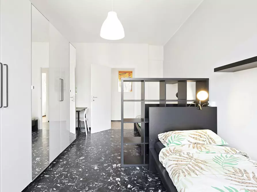 Immagine 2 di Camera condivisa in affitto  in Largo Giovanni Battista Scalabrini a Milano