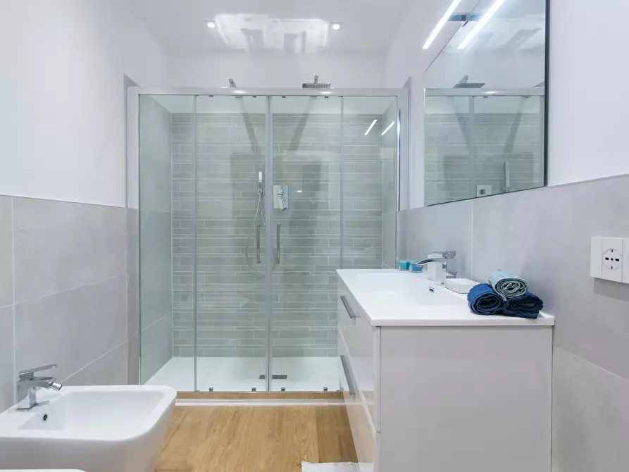 Immagine 4 di Appartamento in affitto  in Via Antonio Canova a Milano