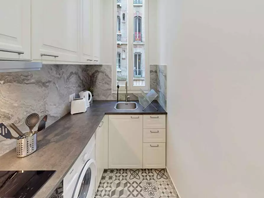 Immagine 10 di Camera in affitto  in Rue Chaligny a Paris