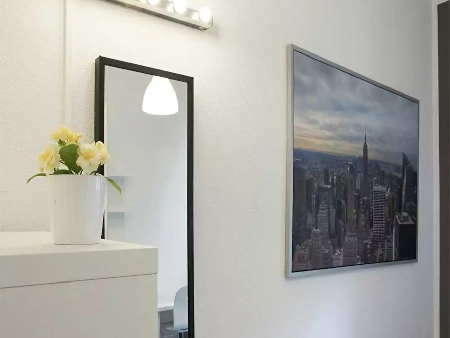 Immagine 6 di Camera in affitto  in Via Salvatore Barzilai a Milano