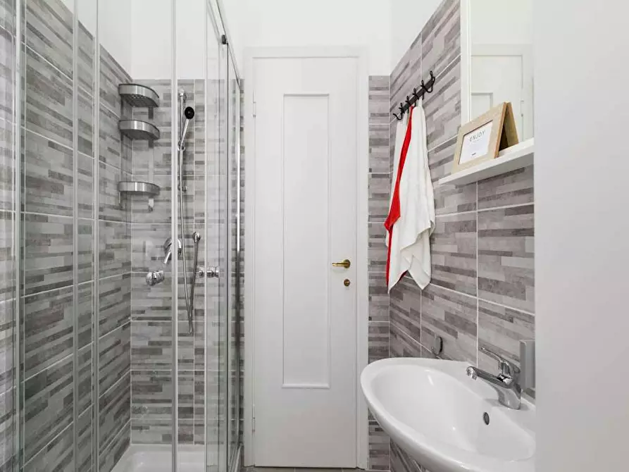 Immagine 9 di Camera in affitto  in Via Bir Acheim a Milano