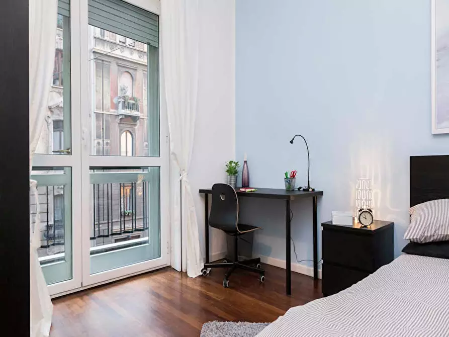 Immagine 4 di Camera in affitto  in Via Antonio Canova a Milano