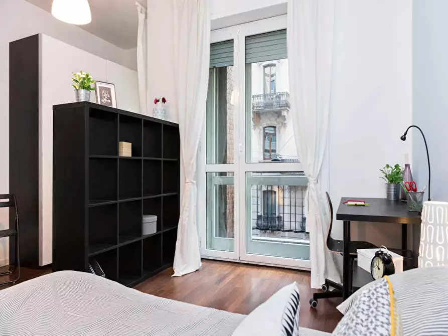 Immagine 7 di Camera in affitto  in Via Antonio Canova a Milano