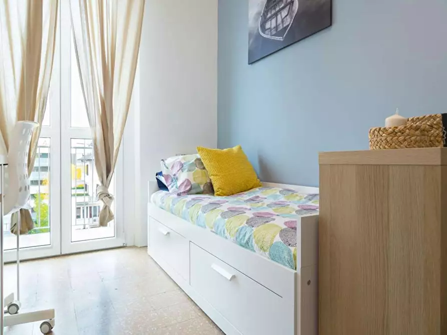 Immagine 4 di Camera in affitto  in Via Melchiorre Gioia a Milano