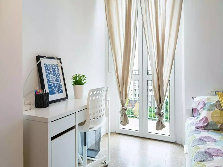 Immagine 5 di Camera in affitto  in Via Melchiorre Gioia a Milano