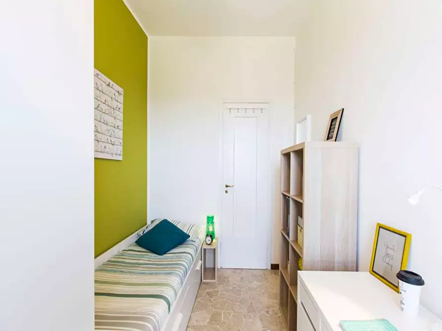 Immagine 3 di Camera in affitto  in Via Ginestre a Buccinasco