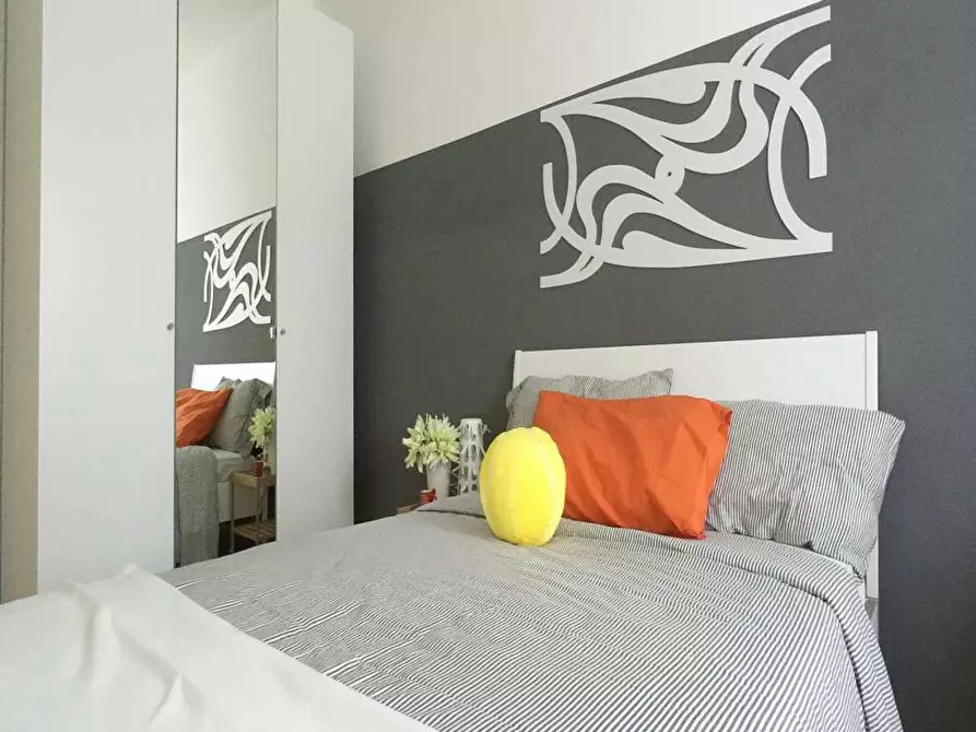 Immagine 4 di Camera in affitto  in Via Alberto Mario a Milano