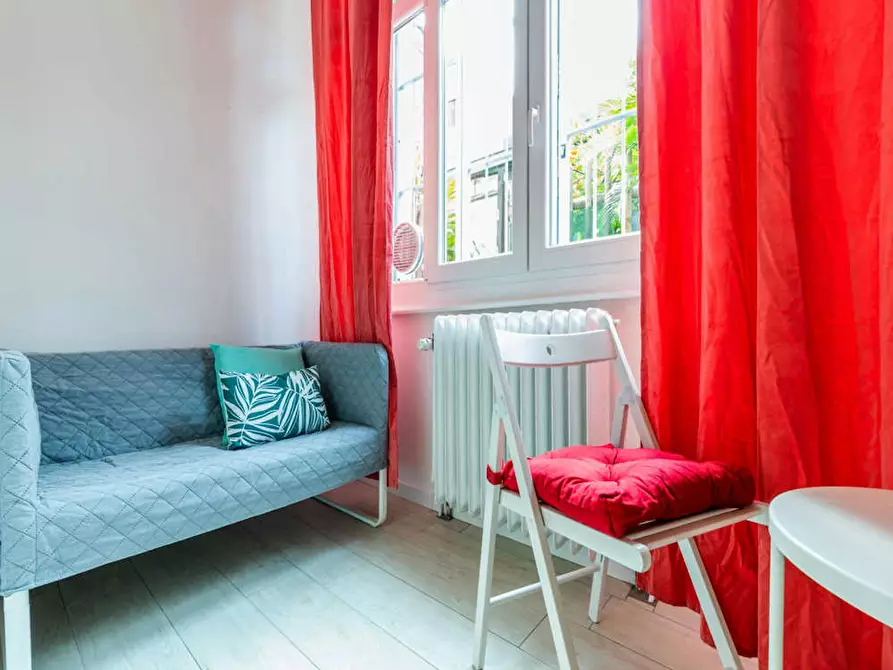 Immagine 8 di Camera in affitto  in Via Natale Battaglia a Milano