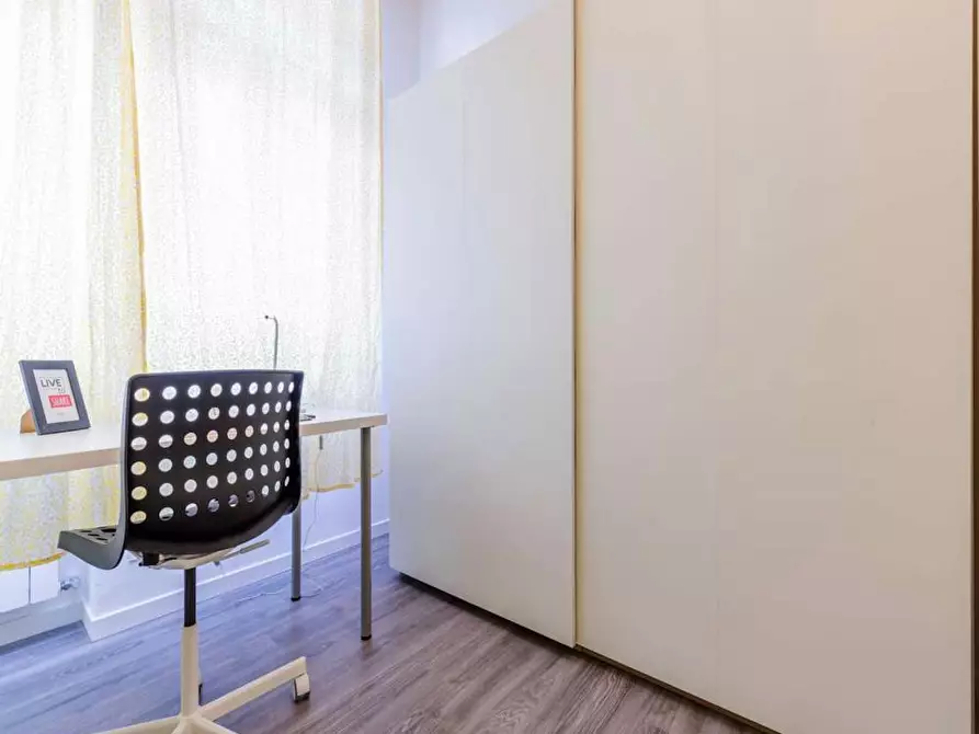 Immagine 4 di Camera in affitto  in Via Natale Battaglia a Milano