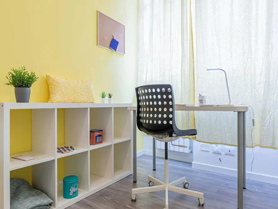 Immagine 9 di Camera in affitto  in Via Natale Battaglia a Milano