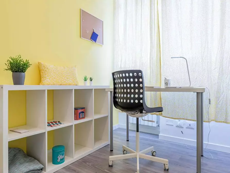 Immagine 9 di Camera in affitto  in Via Natale Battaglia a Milano