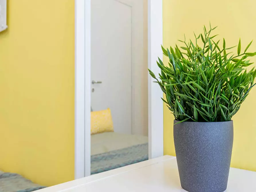 Immagine 7 di Camera in affitto  in Via Natale Battaglia a Milano