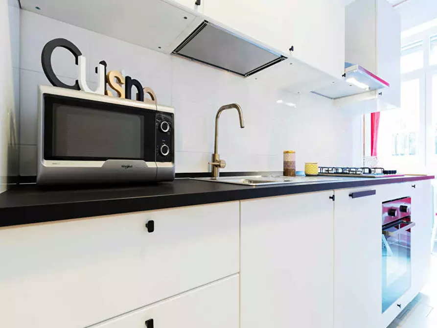 Immagine 10 di Camera in affitto  in Via Natale Battaglia a Milano