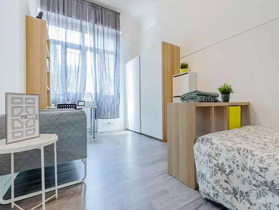 Immagine 1 di Camera in affitto  in Via Natale Battaglia a Milano