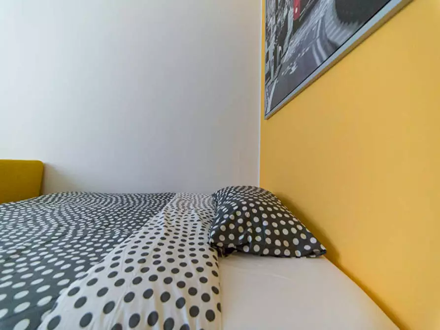 Immagine 6 di Camera in affitto  in Via Carlo Valvassori Peroni a Milano