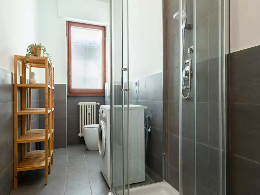 Immagine 10 di Camera in affitto  in Via Carlo Valvassori Peroni a Milano