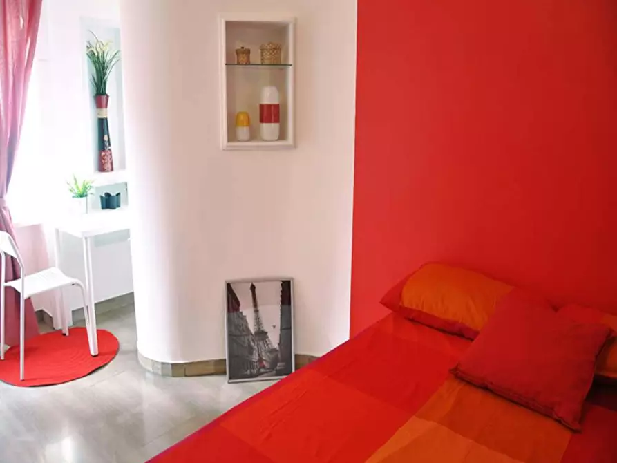 Immagine 10 di Camera in affitto  in Via Plinio a Milano