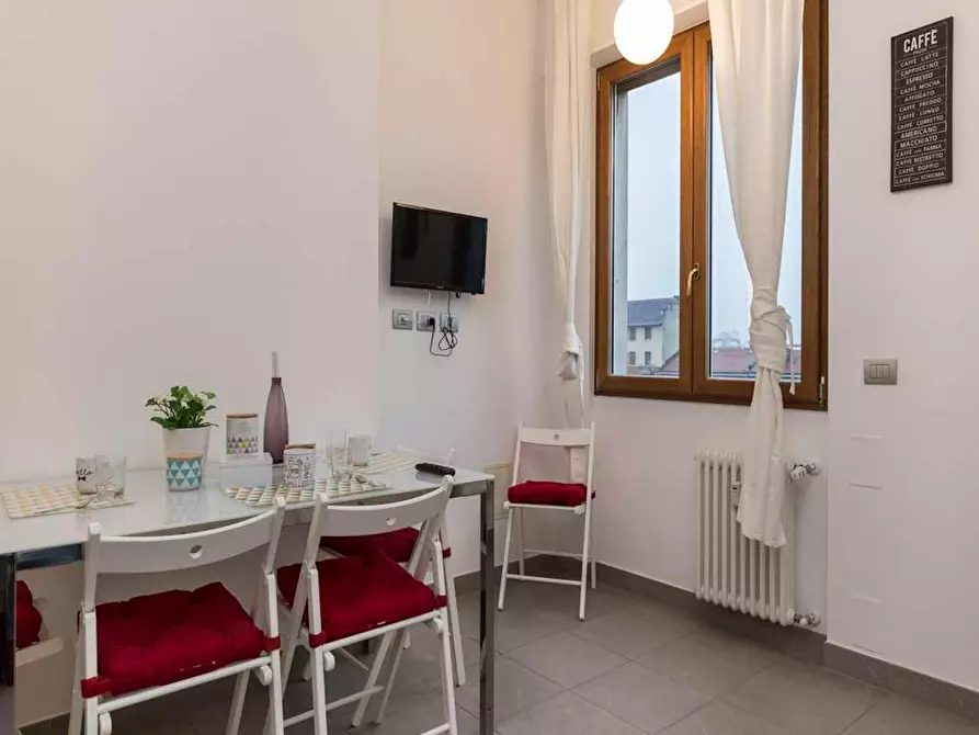 Immagine 8 di Camera in affitto  in Via Polesine a Milano