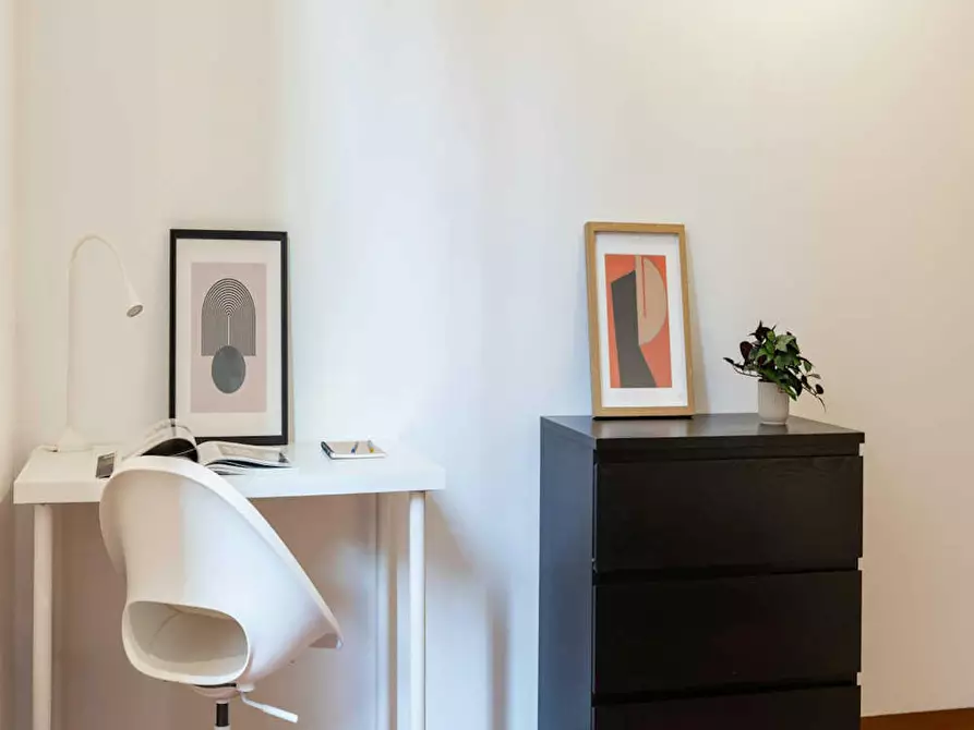 Immagine 6 di Camera in affitto  in Via Jacopo della Quercia a Milano