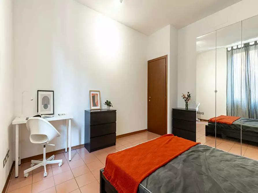 Immagine 4 di Camera in affitto  in Via Jacopo della Quercia a Milano