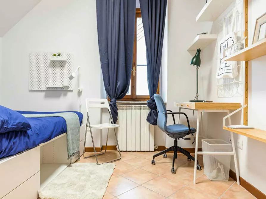 Immagine 2 di Camera in affitto  in Via Boncompagni a Roma