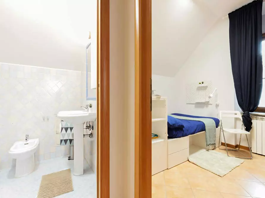 Immagine 4 di Camera in affitto  in Via Boncompagni a Roma