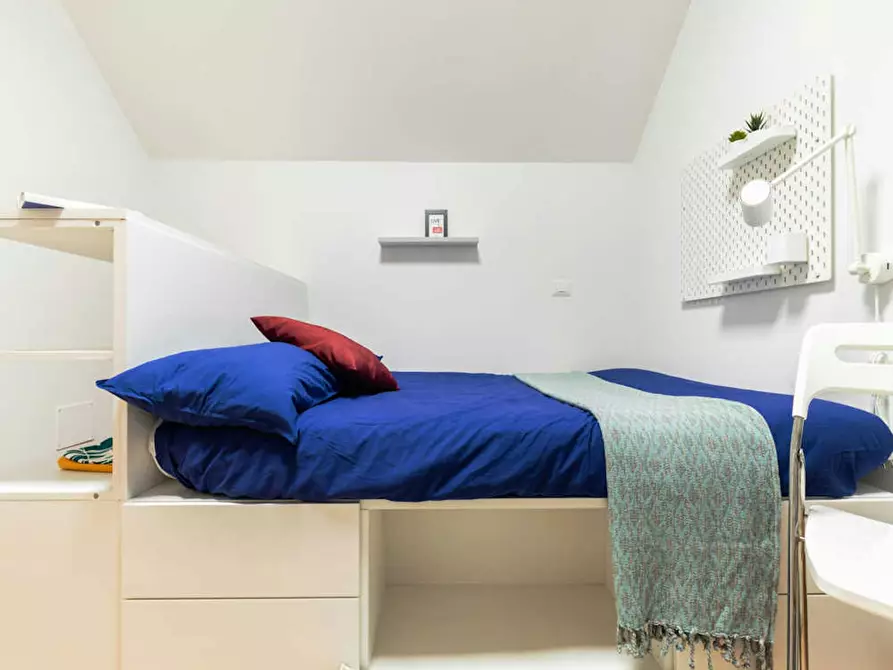 Immagine 3 di Camera in affitto  in Via Boncompagni a Roma