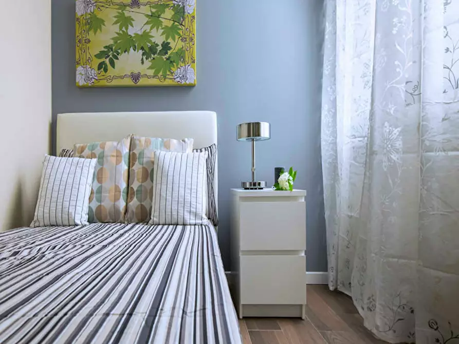 Immagine 2 di Camera in affitto  in Viale Nazario Sauro a Milano