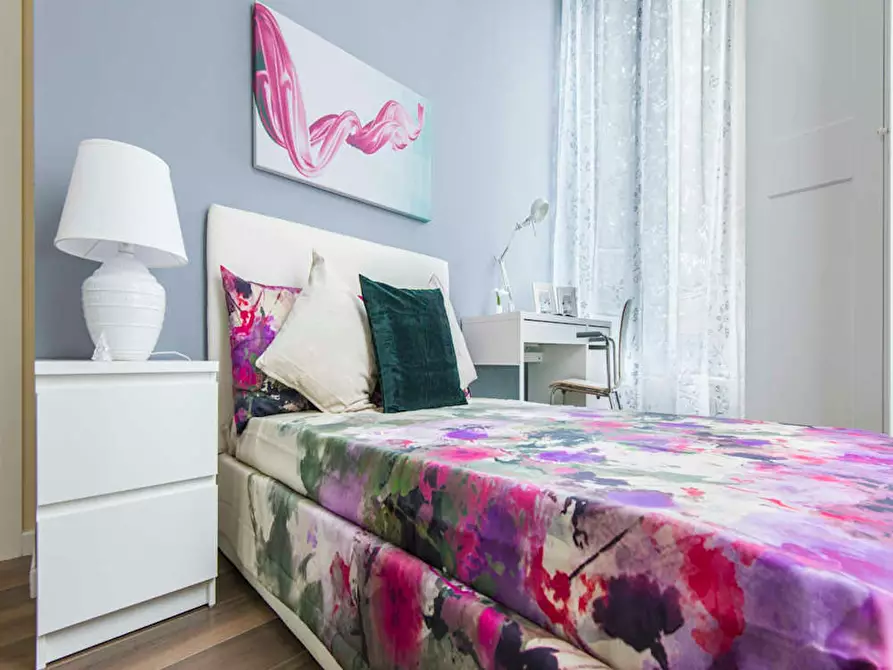 Immagine 1 di Camera in affitto  in Viale Nazario Sauro a Milano