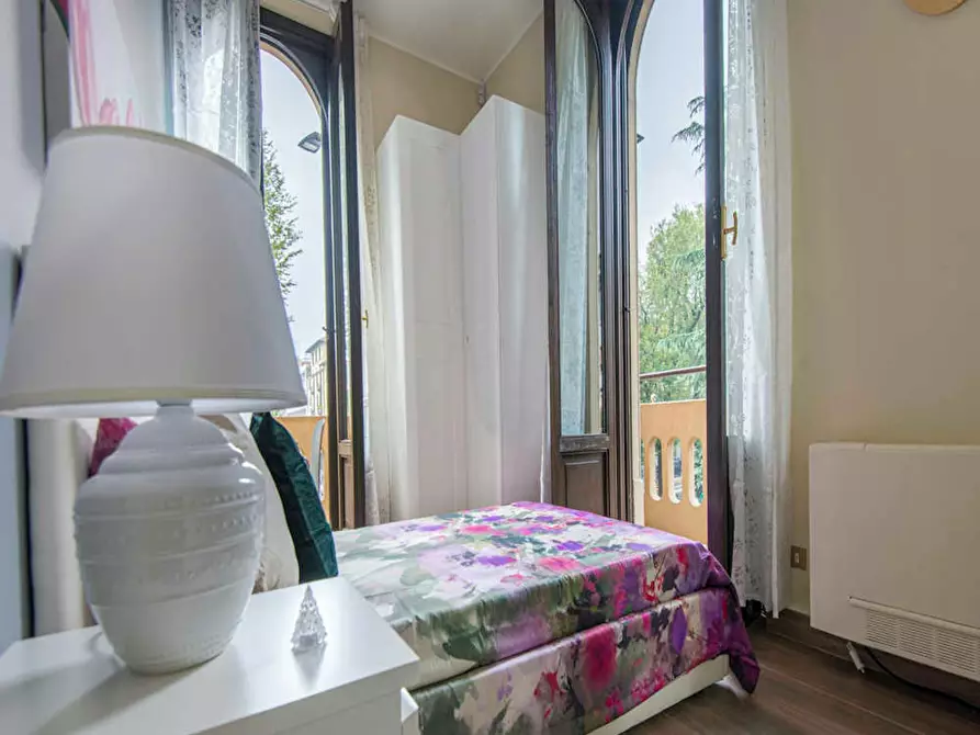 Immagine 2 di Camera in affitto  in Viale Nazario Sauro a Milano