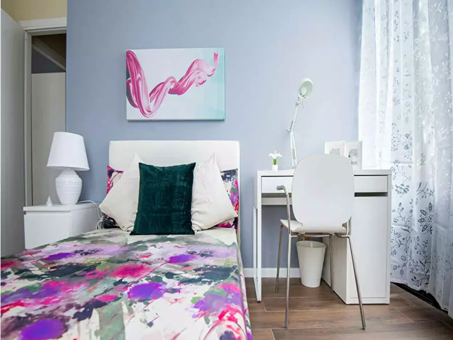 Immagine 8 di Camera in affitto  in Viale Nazario Sauro a Milano