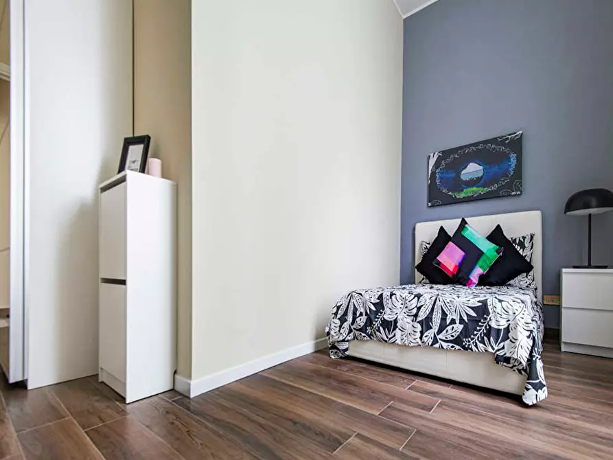 Immagine 6 di Camera in affitto  in Viale Nazario Sauro a Milano