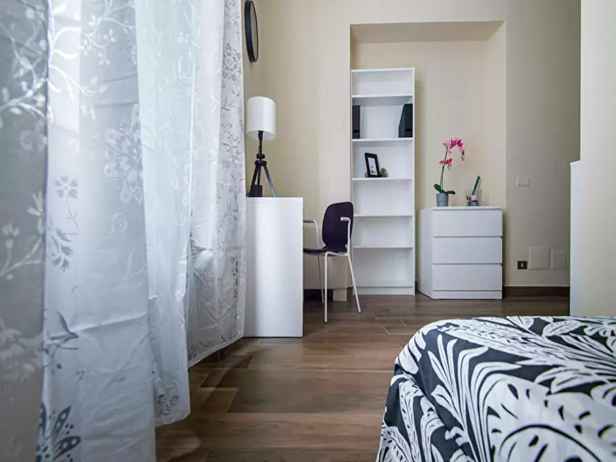 Immagine 7 di Camera in affitto  in Viale Nazario Sauro a Milano