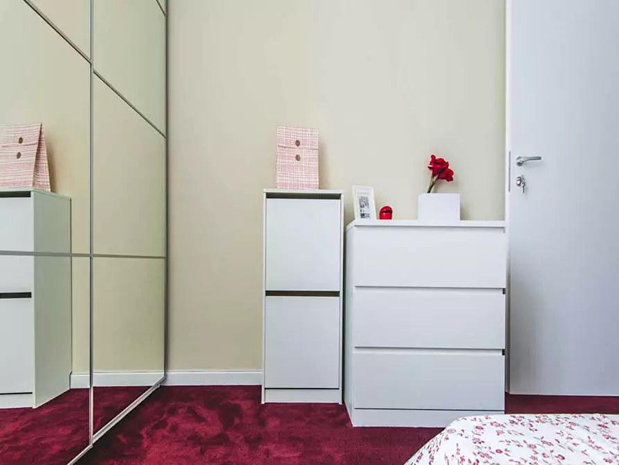 Immagine 2 di Camera in affitto  in Viale Nazario Sauro a Milano