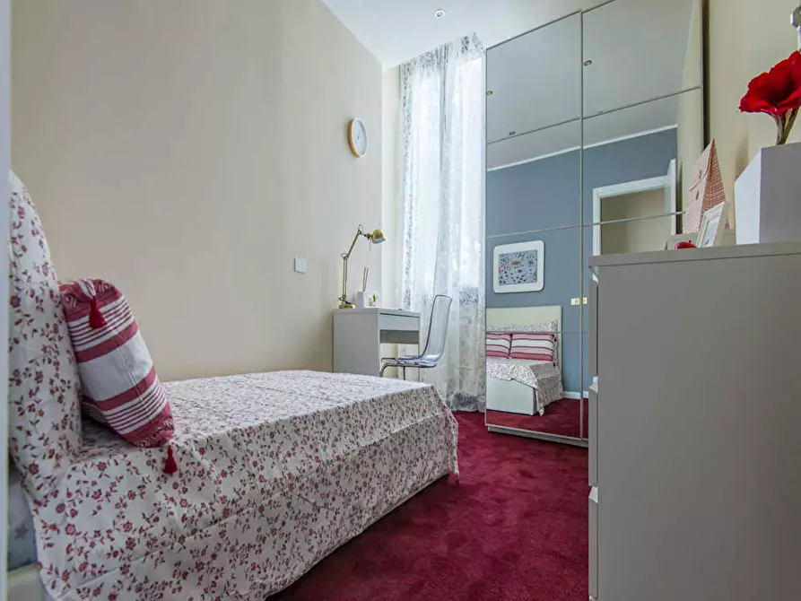 Immagine 6 di Camera in affitto  in Viale Nazario Sauro a Milano