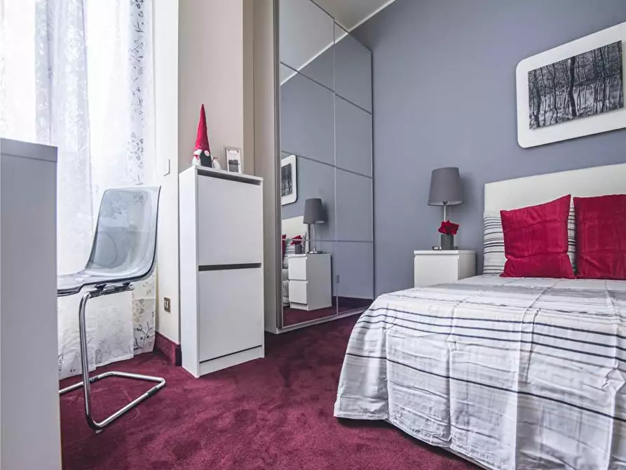 Immagine 2 di Camera in affitto  in Viale Nazario Sauro a Milano