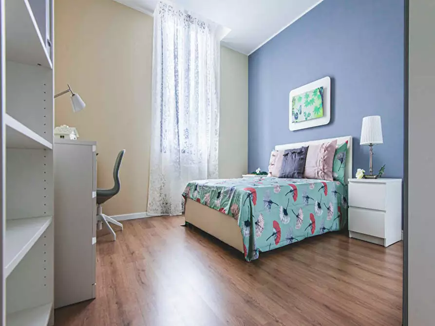 Immagine 1 di Camera in affitto  in Viale Nazario Sauro a Milano