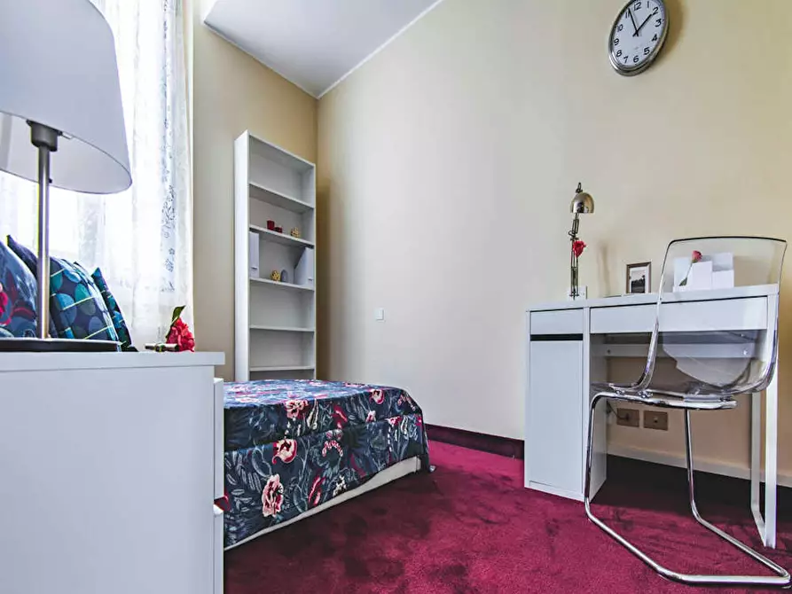 Immagine 3 di Camera in affitto  in Viale Nazario Sauro a Milano