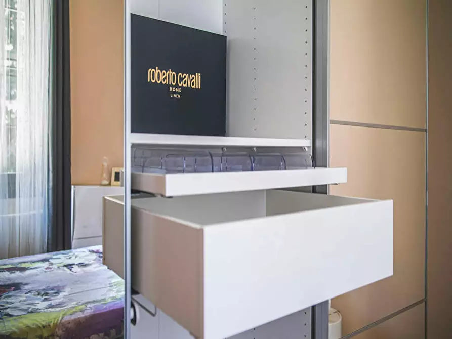 Immagine 9 di Camera in affitto  in Viale Nazario Sauro a Milano