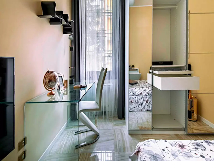 Immagine 6 di Camera in affitto  in Viale Nazario Sauro a Milano