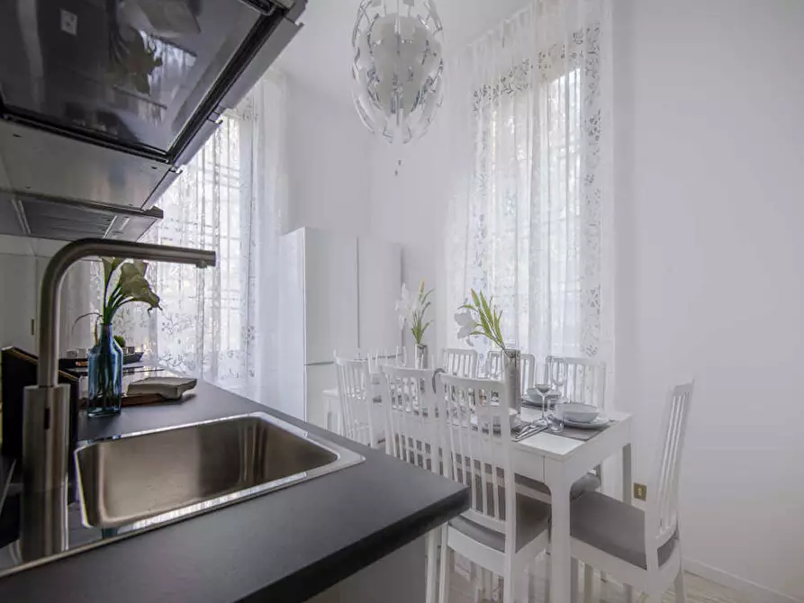 Immagine 9 di Camera in affitto  in Viale Nazario Sauro a Milano