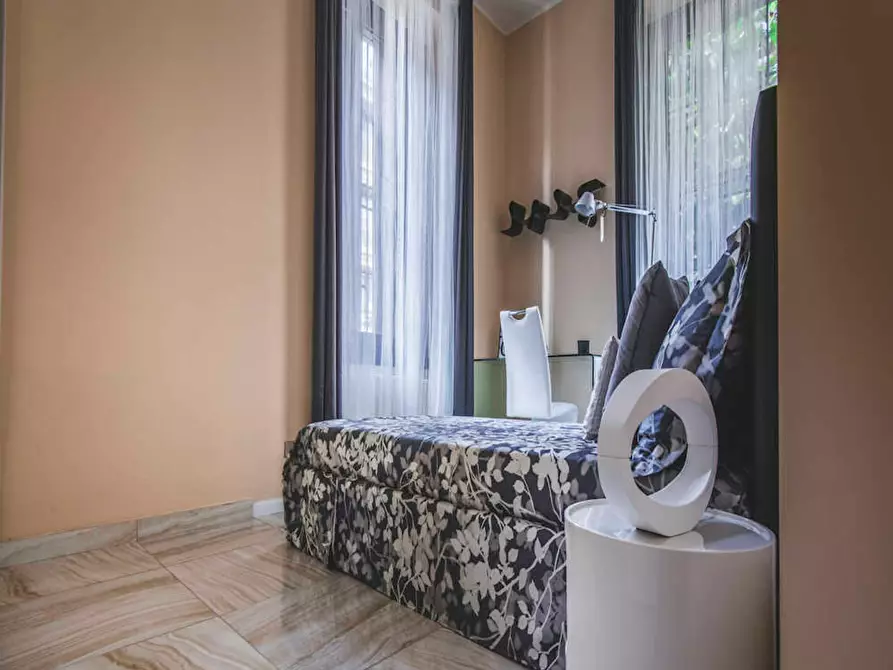 Immagine 1 di Camera in affitto  in Viale Nazario Sauro a Milano