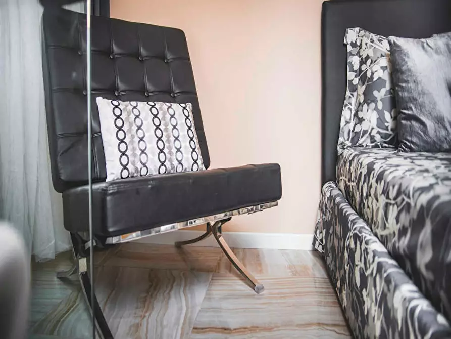 Immagine 6 di Camera in affitto  in Viale Nazario Sauro a Milano