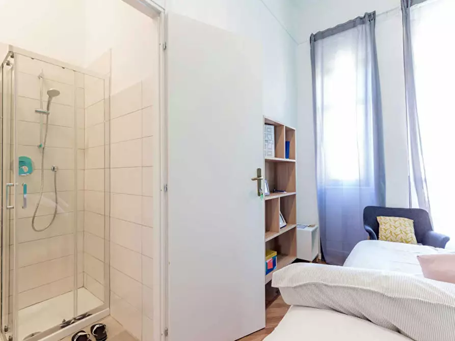 Immagine 6 di Camera in affitto  in Via dei Mercanti a Torino