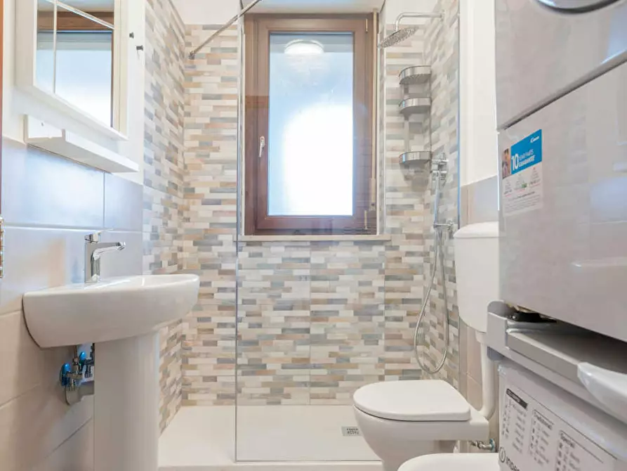 Immagine 9 di Camera in affitto  in Strada del Fortino a Torino